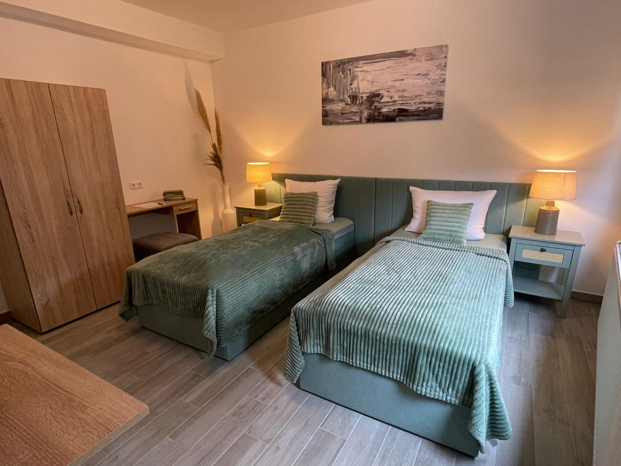 Holi Day Spa 2-Bett Zimmer App 3 Berlin Eksteriør billede